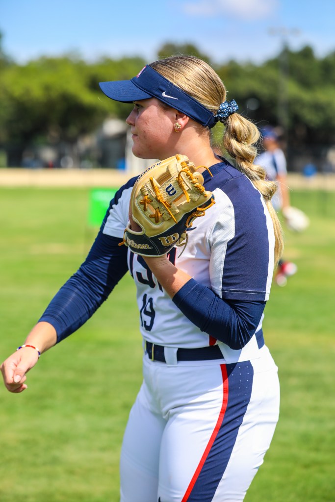 Rose Ruggeiro Isabella Ruggeiro - USA Softball