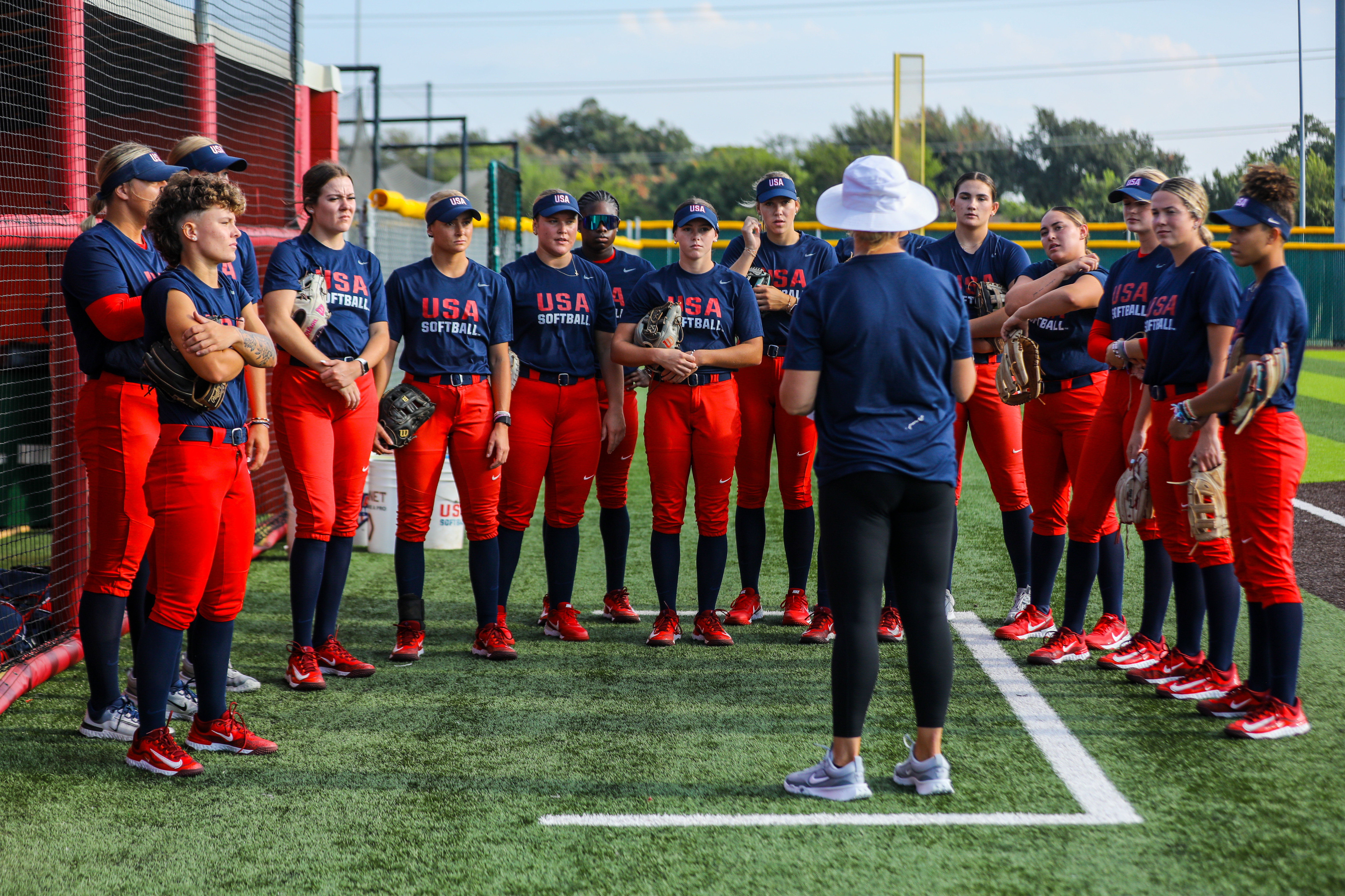 U.S. U-18 Women’s National Team arrives in Dallas, Texas ahead of WBSC World Cup Group Stage event featured image